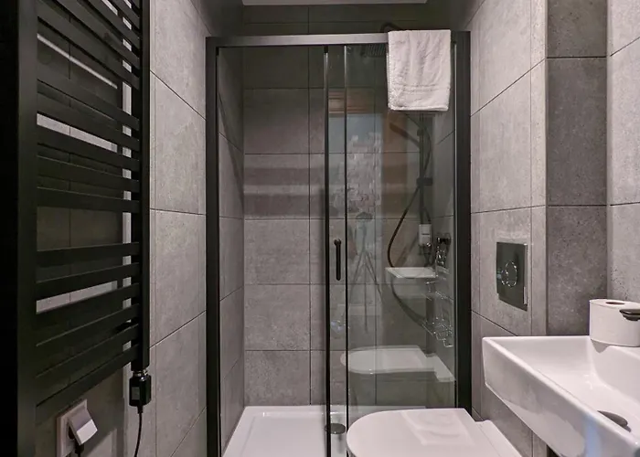 Aparthotel Strzelecka 34