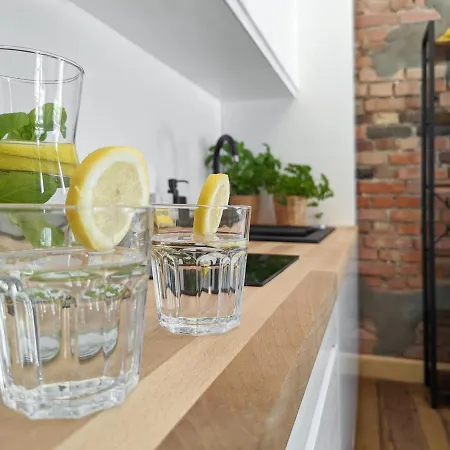 Strzelecka 34 4* Poznań